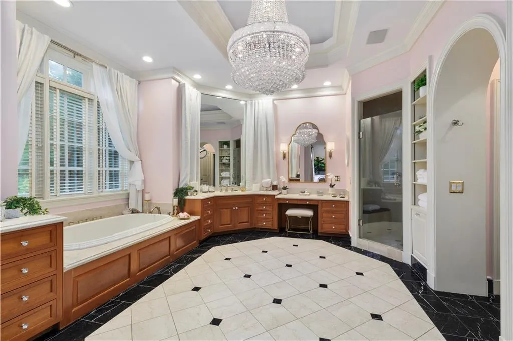 855 Davis Drive, Atlanta, Georgia 30327, 9 Bedrooms Bedrooms, ,9 BathroomsBathrooms,Residential,Sold,855 Davis Drive,7221421