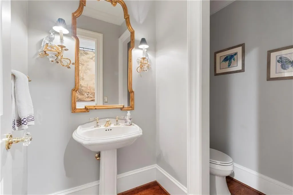 855 Davis Drive, Atlanta, Georgia 30327, 9 Bedrooms Bedrooms, ,9 BathroomsBathrooms,Residential,Sold,855 Davis Drive,7221421