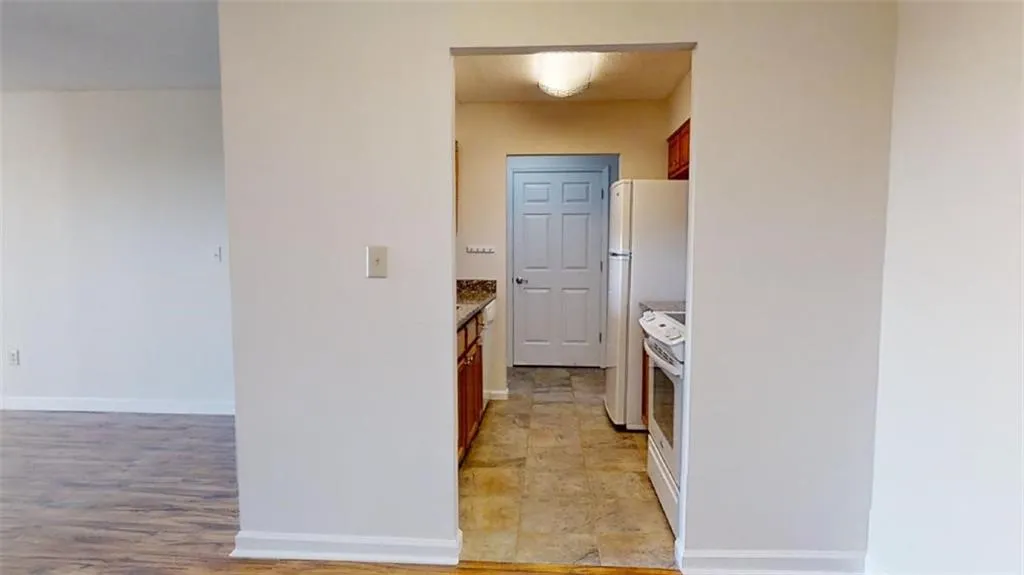 300 Johnson Ferry Road Ne Unit B1002, Sandy Springs, Georgia 30328, 1 Bedroom Bedrooms, ,1 BathroomBathrooms,Residential,Sold,300 Johnson Ferry Road Ne Unit B1002,7130464 300 Johnson Ferry Road Ne Unit B1002, Sandy Springs, Georgia 30328, 1 Bedroom Bedrooms, ,1 BathroomBathrooms,Residential,Sold,300 Johnson Ferry Road Ne Unit B1002,7130464