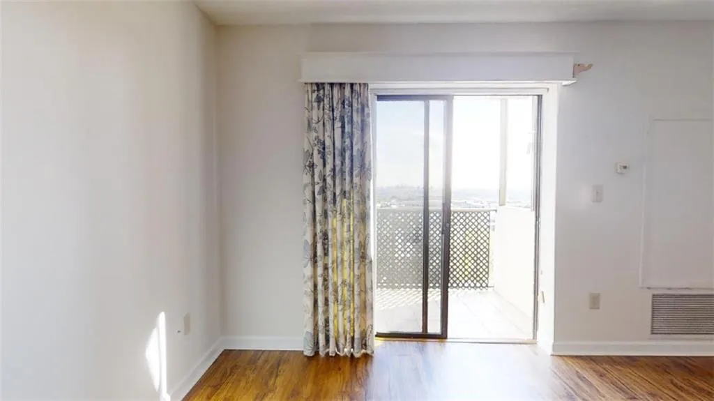 300 Johnson Ferry Road Ne Unit B1002, Sandy Springs, Georgia 30328, 1 Bedroom Bedrooms, ,1 BathroomBathrooms,Residential,Sold,300 Johnson Ferry Road Ne Unit B1002,7130464 300 Johnson Ferry Road Ne Unit B1002, Sandy Springs, Georgia 30328, 1 Bedroom Bedrooms, ,1 BathroomBathrooms,Residential,Sold,300 Johnson Ferry Road Ne Unit B1002,7130464