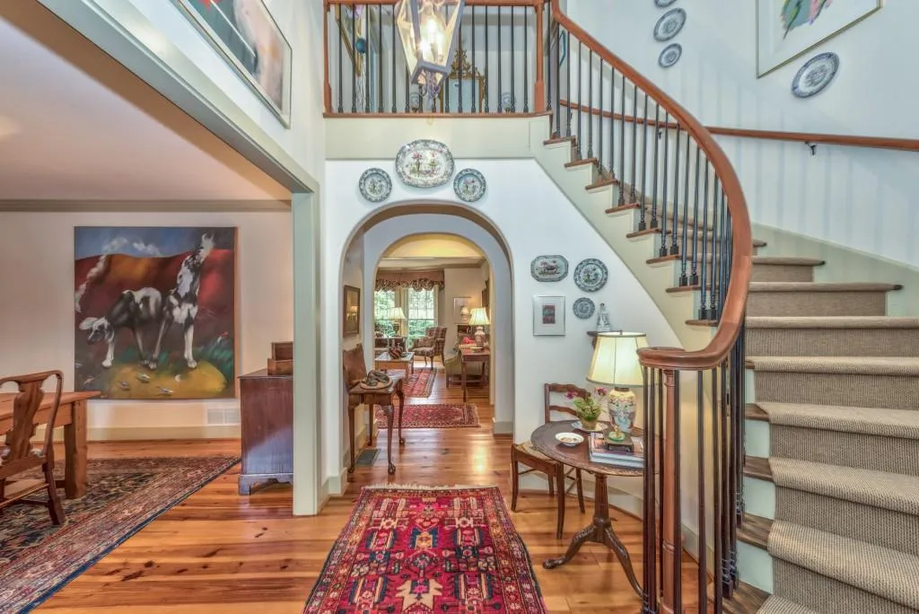 1120 Huntcliff, Sandy Springs, Georgia 30350, 3 Bedrooms Bedrooms, ,4 BathroomsBathrooms,Residential,Sold,1120 Huntcliff,5642082