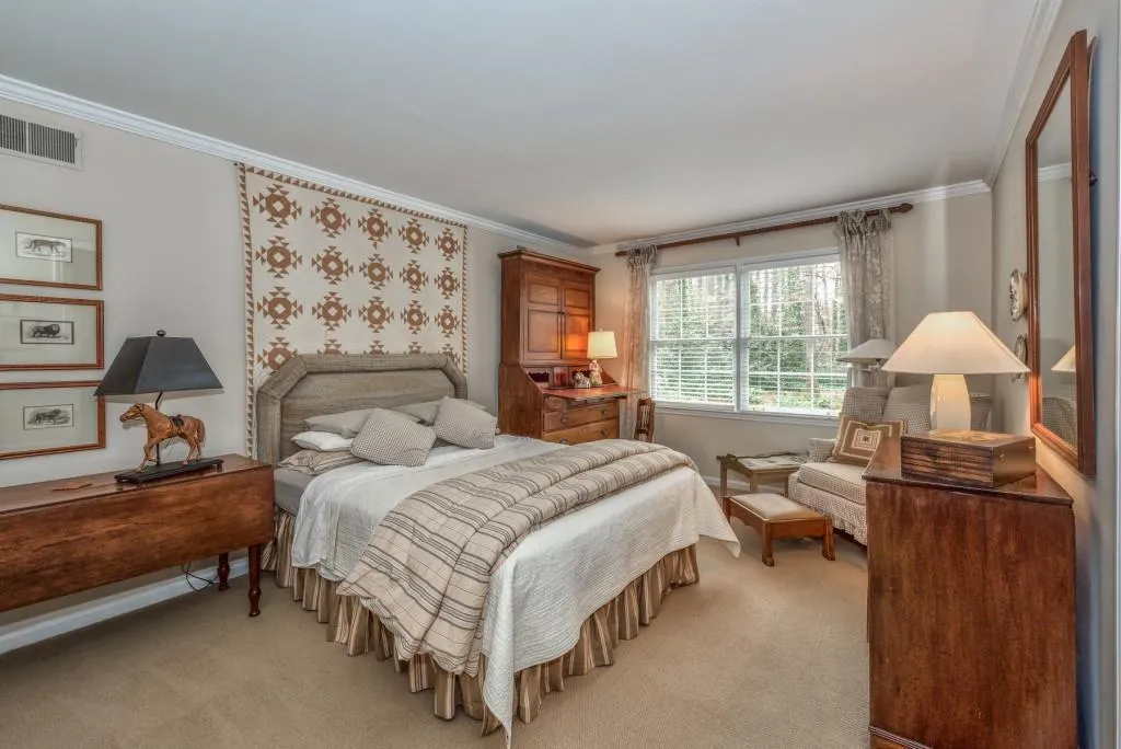 1120 Huntcliff, Sandy Springs, Georgia 30350, 3 Bedrooms Bedrooms, ,4 BathroomsBathrooms,Residential,Sold,1120 Huntcliff,5642082