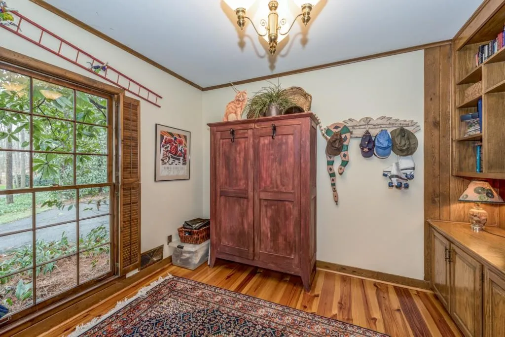 1120 Huntcliff, Sandy Springs, Georgia 30350, 3 Bedrooms Bedrooms, ,4 BathroomsBathrooms,Residential,Sold,1120 Huntcliff,5642082
