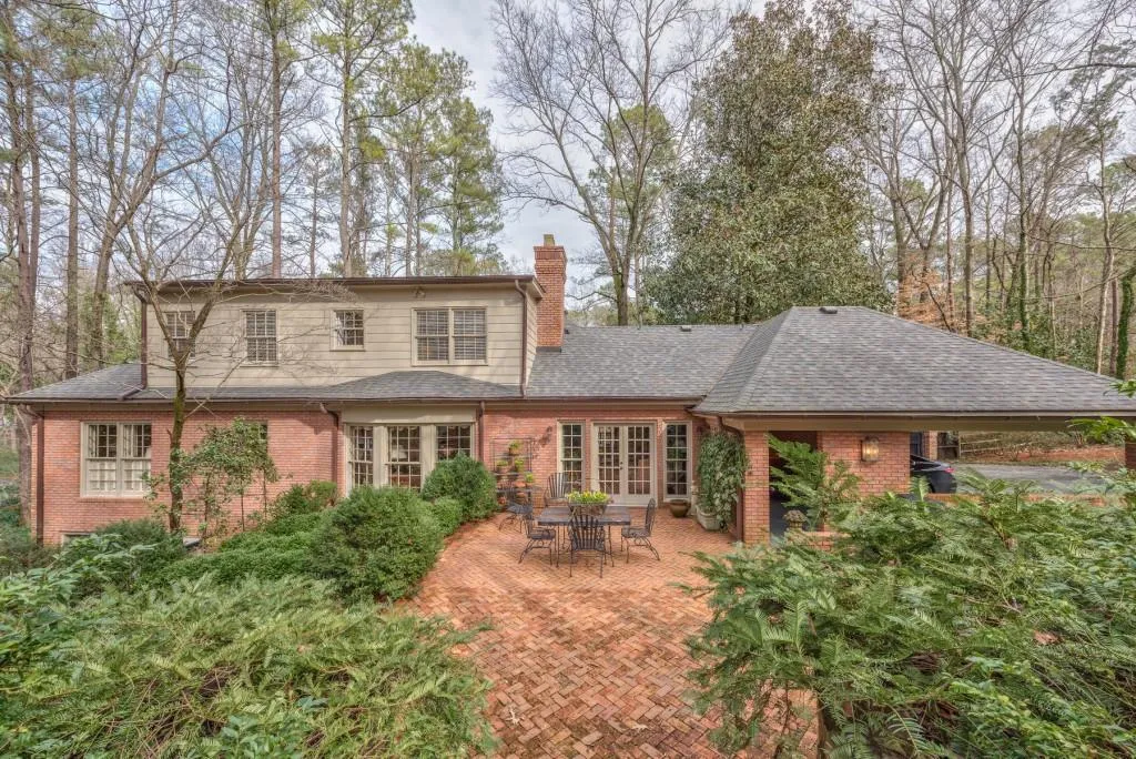 1120 Huntcliff, Sandy Springs, Georgia 30350, 3 Bedrooms Bedrooms, ,4 BathroomsBathrooms,Residential,Sold,1120 Huntcliff,5642082