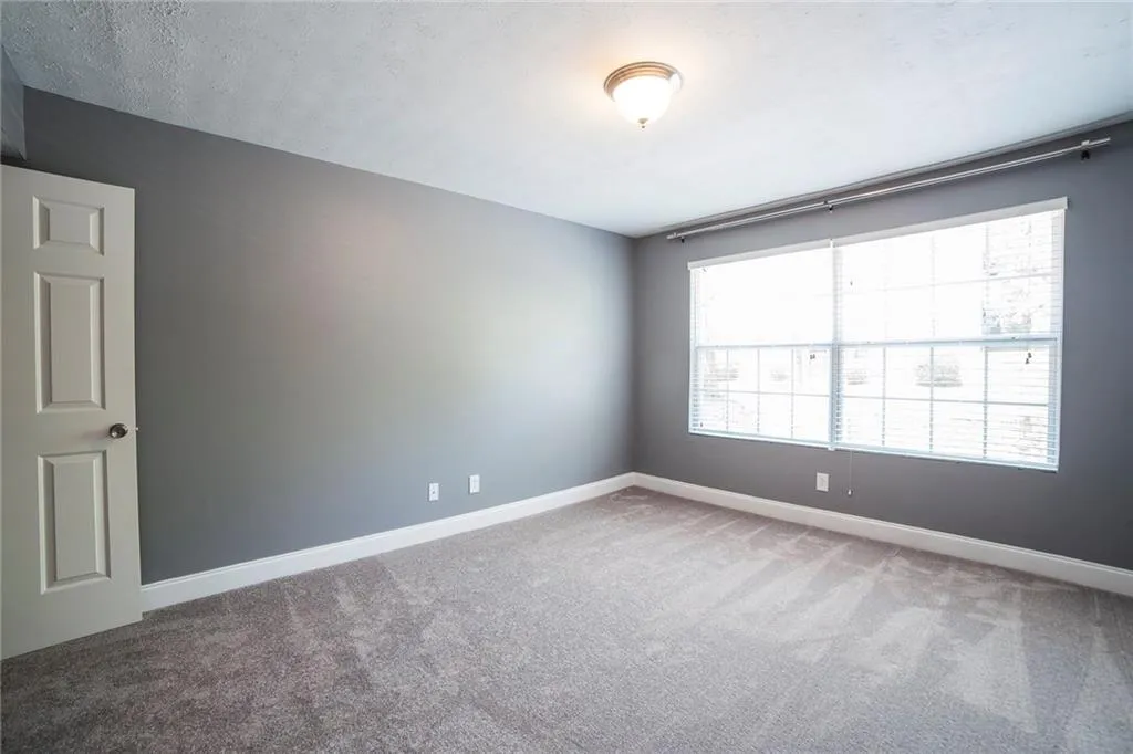 6980 Roswell Road Unit J7, Atlanta, Georgia 30328, 2 Bedrooms Bedrooms, ,1 BathroomBathrooms,Residential,Sold,6980 Roswell Road Unit J7,5697495