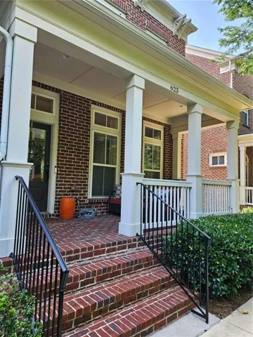 623 Brennan Drive, Decatur, Georgia 30033
