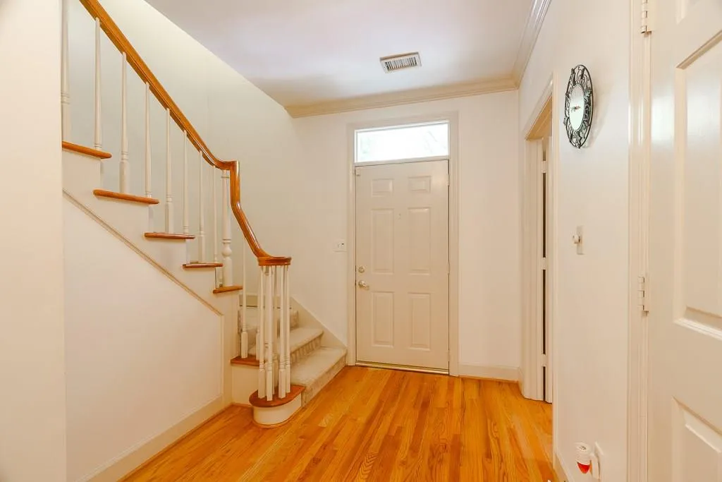 1160 Windsor Parkway Unit 12, Atlanta, Georgia 30319, 2 Bedrooms Bedrooms, ,2 BathroomsBathrooms,Residential,Sold,1160 Windsor Parkway Unit 12,5861881