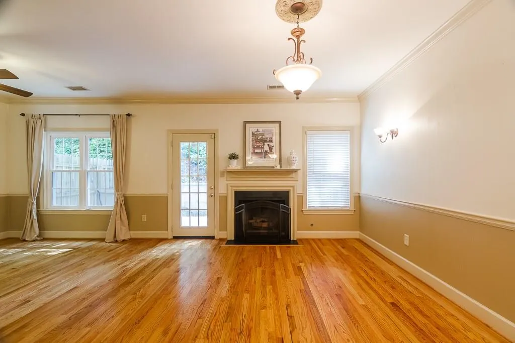 1160 Windsor Parkway Unit 12, Atlanta, Georgia 30319, 2 Bedrooms Bedrooms, ,2 BathroomsBathrooms,Residential,Sold,1160 Windsor Parkway Unit 12,5861881