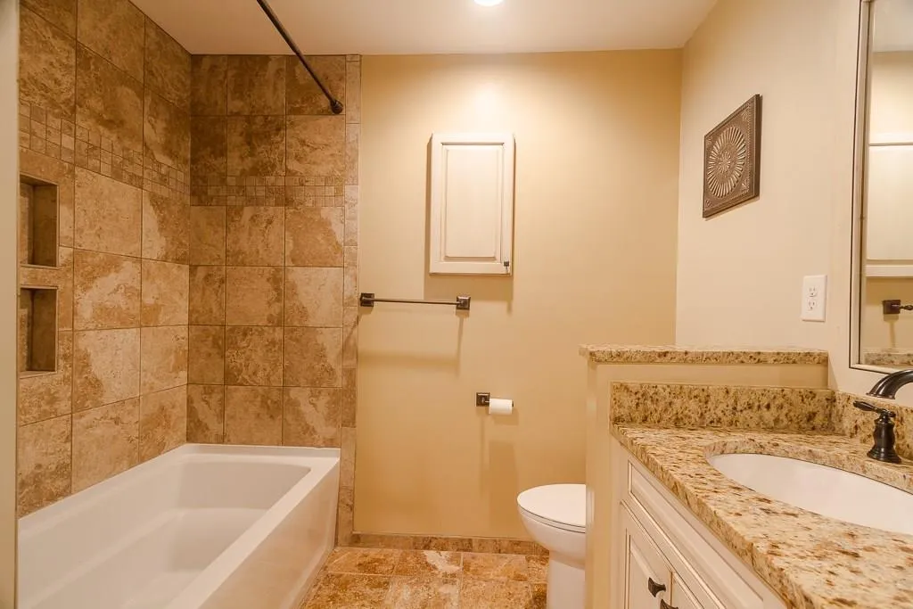 1160 Windsor Parkway Unit 12, Atlanta, Georgia 30319, 2 Bedrooms Bedrooms, ,2 BathroomsBathrooms,Residential,Sold,1160 Windsor Parkway Unit 12,5861881