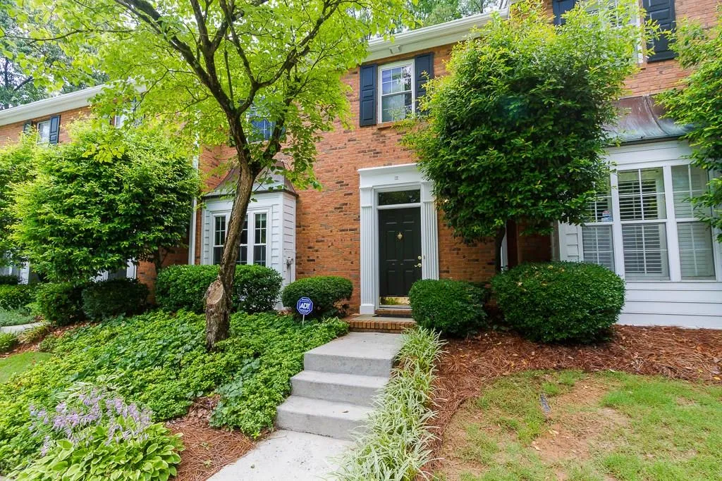 1160 Windsor Parkway Unit 12, Atlanta, Georgia 30319, 2 Bedrooms Bedrooms, ,2 BathroomsBathrooms,Residential,Sold,1160 Windsor Parkway Unit 12,5861881