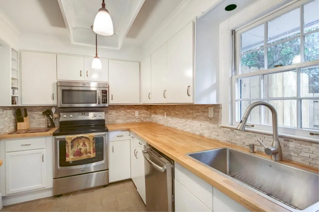 136 Peachtree Memorial Drive Nw Unit Ny10, Atlanta, Georgia 30309, 2 Bedrooms Bedrooms, ,1 BathroomBathrooms,Residential,Sold,136 Peachtree Memorial Drive Nw Unit Ny10,5742053