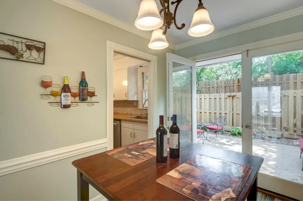 136 Peachtree Memorial Drive Nw Unit Ny10, Atlanta, Georgia 30309, 2 Bedrooms Bedrooms, ,1 BathroomBathrooms,Residential,Sold,136 Peachtree Memorial Drive Nw Unit Ny10,5742053