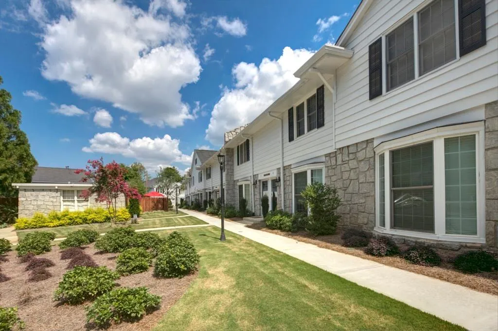 136 Peachtree Memorial Drive Nw Unit Ny10, Atlanta, Georgia 30309, 2 Bedrooms Bedrooms, ,1 BathroomBathrooms,Residential,Sold,136 Peachtree Memorial Drive Nw Unit Ny10,5742053