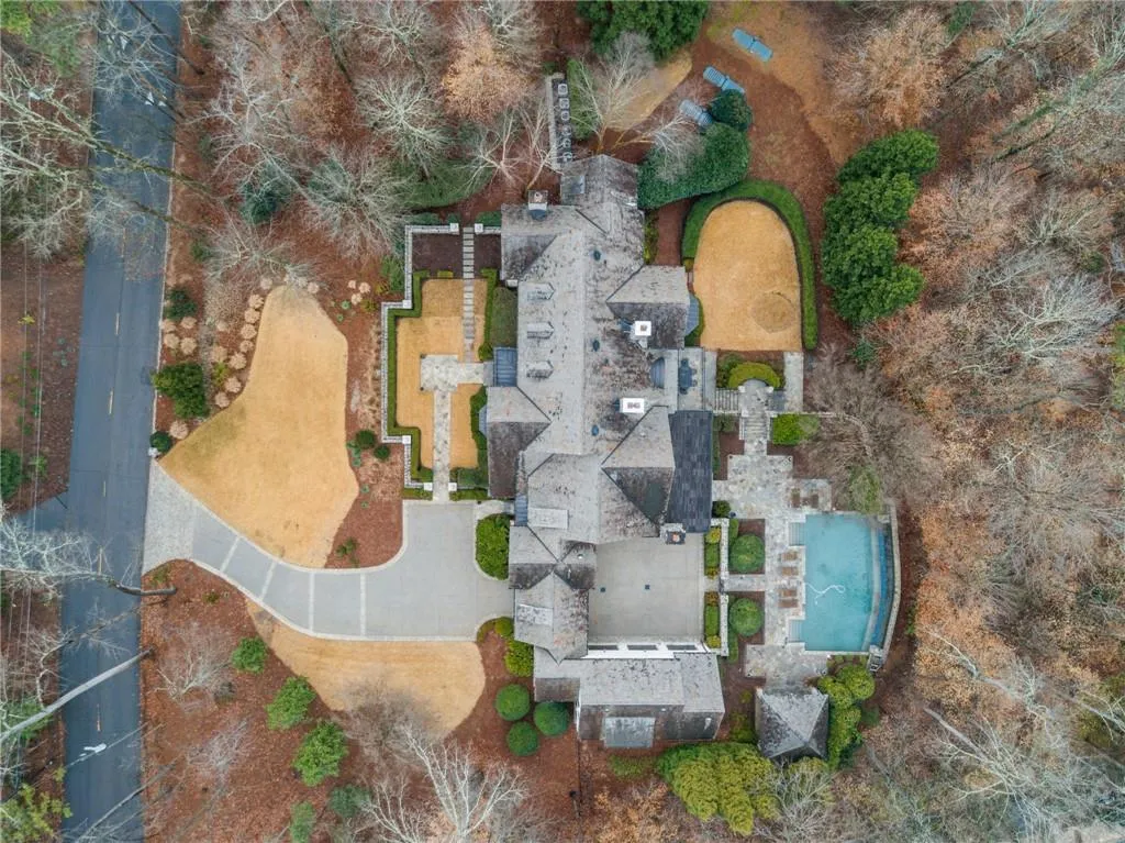 3474 Nancy Creek Road Nw, Atlanta, Georgia 30327, 8 Bedrooms Bedrooms, 0 ,9 BathroomsBathrooms,Residential,For Sale,3474 Nancy Creek Road Nw,7715246