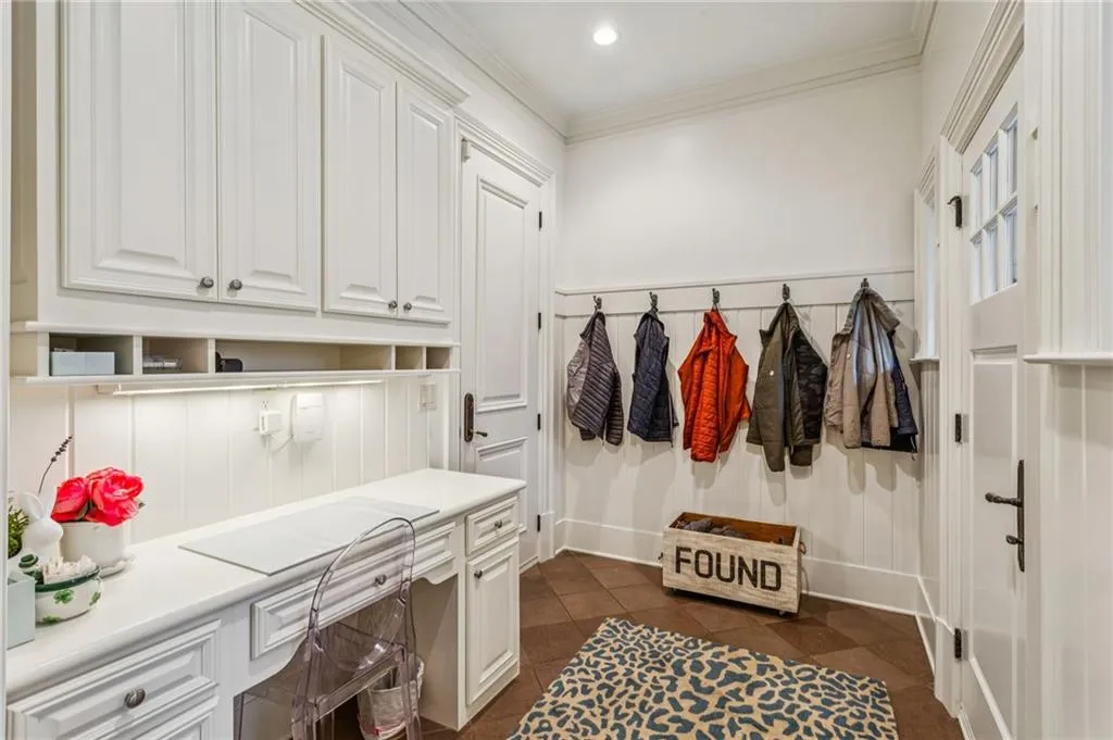 3474 Nancy Creek Road Nw, Atlanta, Georgia 30327, 8 Bedrooms Bedrooms, 0 ,9 BathroomsBathrooms,Residential,For Sale,3474 Nancy Creek Road Nw,7715246