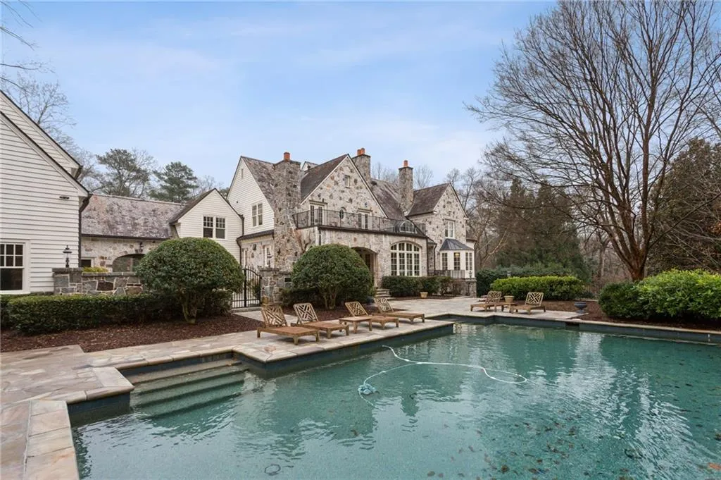 3474 Nancy Creek Road Nw, Atlanta, Georgia 30327, 8 Bedrooms Bedrooms, 0 ,9 BathroomsBathrooms,Residential,For Sale,3474 Nancy Creek Road Nw,7715246