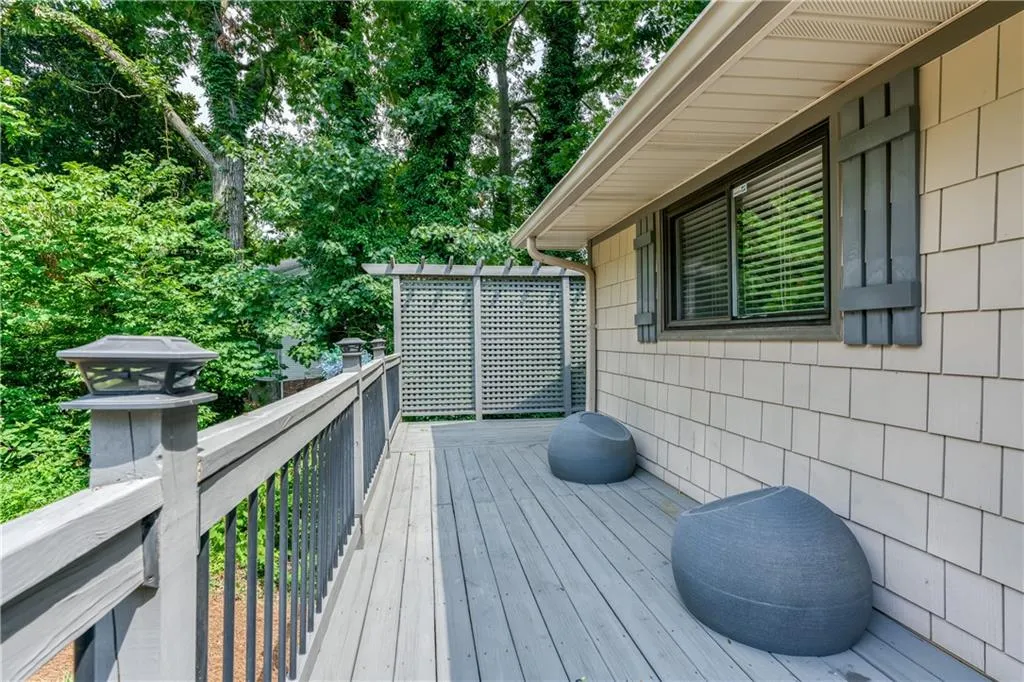 5583 Benton Woods Drive, Atlanta, Georgia 30342, 4 Bedrooms Bedrooms, ,3 BathroomsBathrooms,Residential,Sold,5583 Benton Woods Drive,6907158
