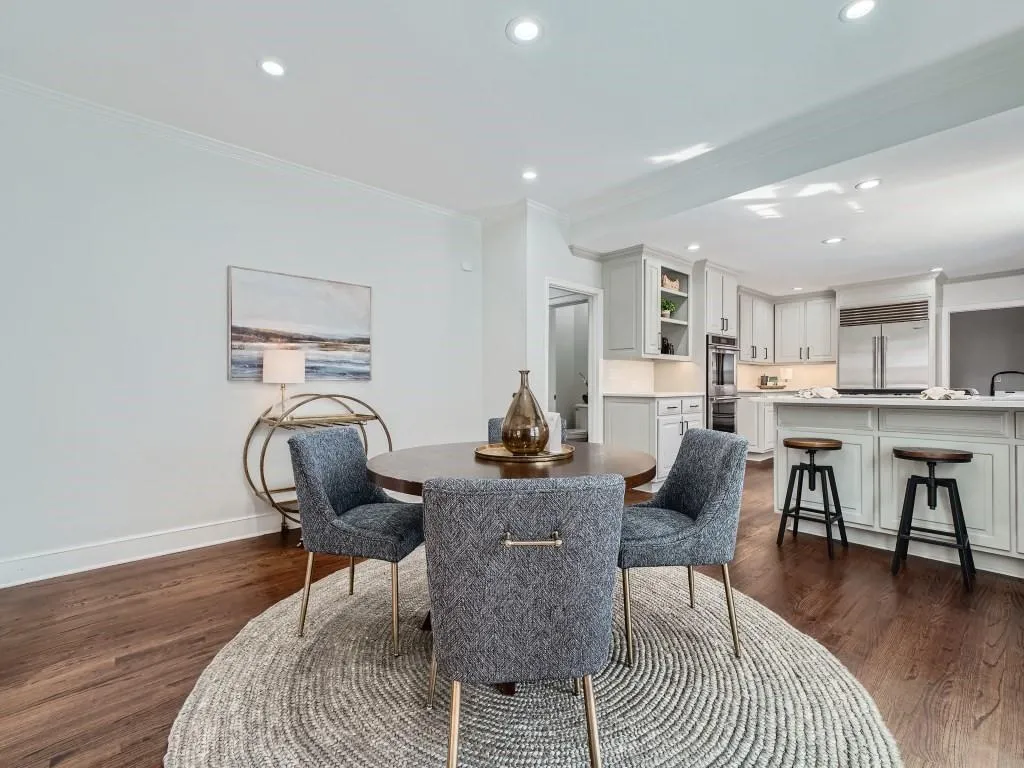 715 Weatherly Lane, Atlanta, Georgia 30328, 5 Bedrooms Bedrooms, ,4 BathroomsBathrooms,Residential,Sold,715 Weatherly Lane,7351280