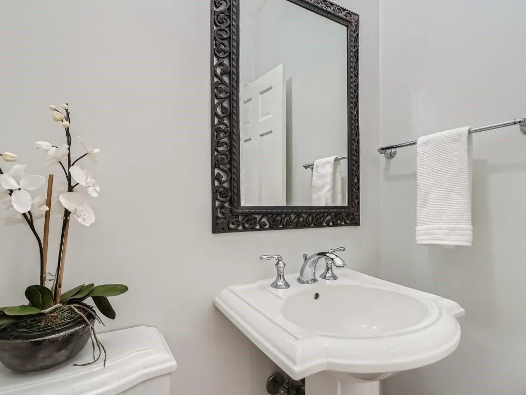 715 Weatherly Lane, Atlanta, Georgia 30328, 5 Bedrooms Bedrooms, ,4 BathroomsBathrooms,Residential,Sold,715 Weatherly Lane,7351280