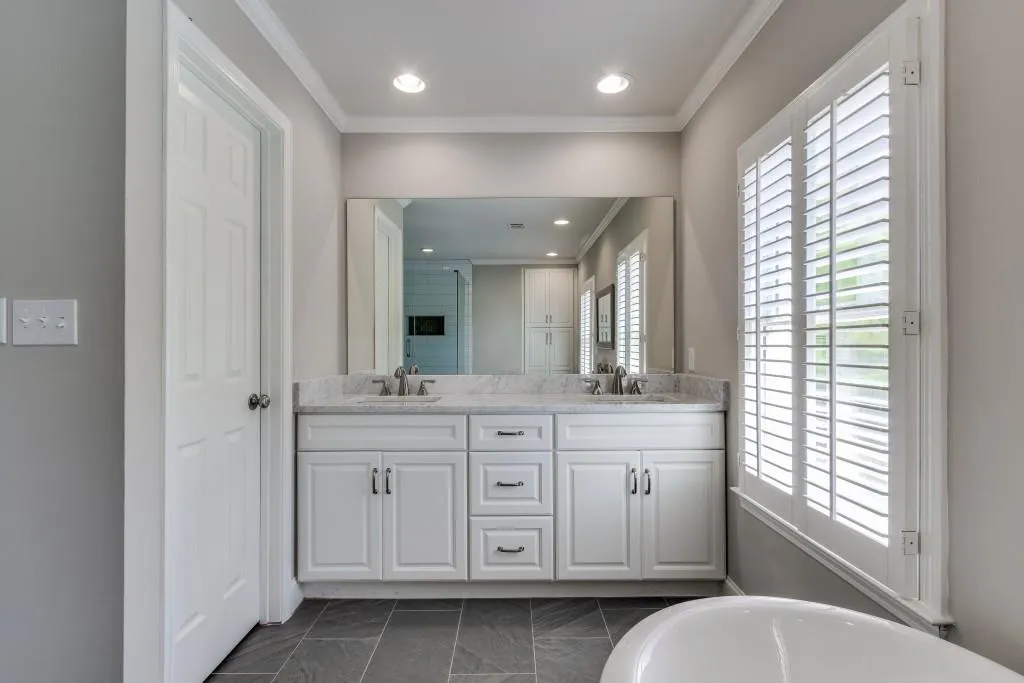 440 Tavern Circle, Sandy Springs, Georgia 30350, 4 Bedrooms Bedrooms, ,4 BathroomsBathrooms,Residential,Sold,440 Tavern Circle,6038465