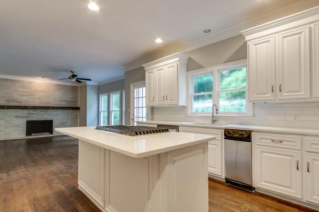 440 Tavern Circle, Sandy Springs, Georgia 30350, 4 Bedrooms Bedrooms, ,4 BathroomsBathrooms,Residential,Sold,440 Tavern Circle,6038465