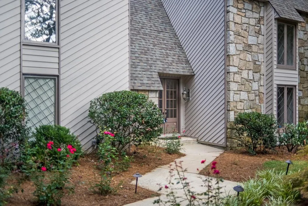 130 River North Drive Nw, Atlanta, Georgia 30328, 6 Bedrooms Bedrooms, ,4 BathroomsBathrooms,Residential,Sold,130 River North Drive Nw,6758890