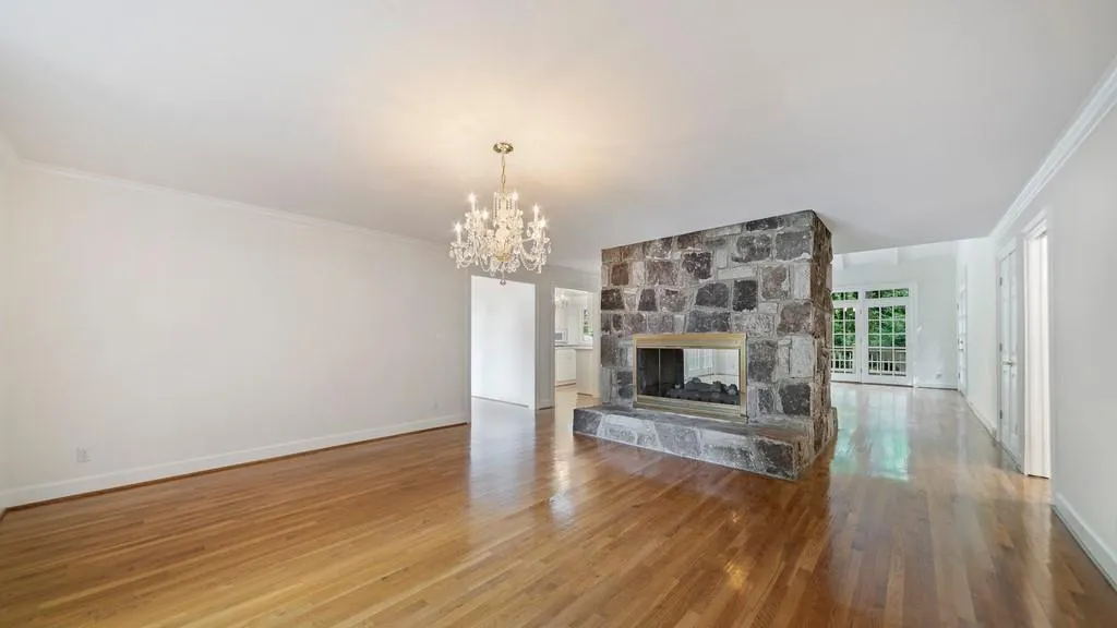 130 River North Drive Nw, Atlanta, Georgia 30328, 6 Bedrooms Bedrooms, ,4 BathroomsBathrooms,Residential,Sold,130 River North Drive Nw,6758890