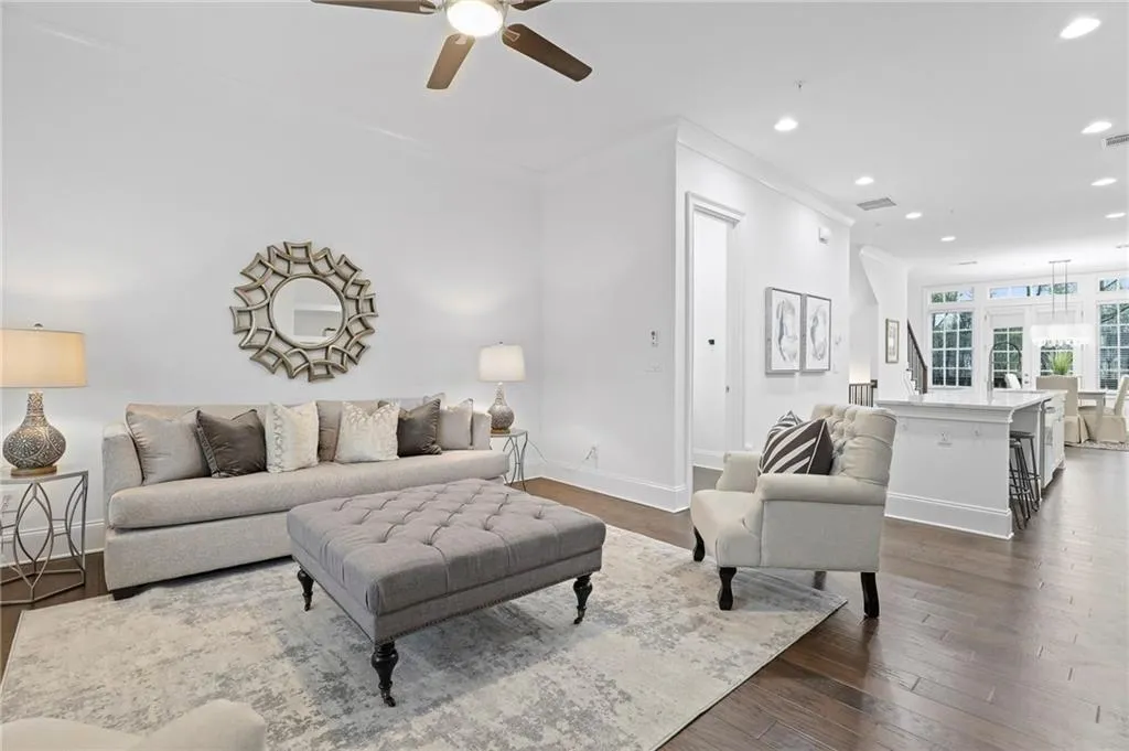 6755 Encore Boulevard, Atlanta, Georgia 30328, 3 Bedrooms Bedrooms, ,3 BathroomsBathrooms,Residential,Sold,6755 Encore Boulevard,7027163