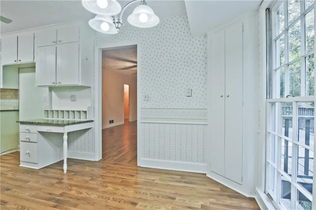 340 Colewood Way, Sandy Springs, Georgia 30328, 4 Bedrooms Bedrooms, ,2 BathroomsBathrooms,Residential,Sold,340 Colewood Way,7120071