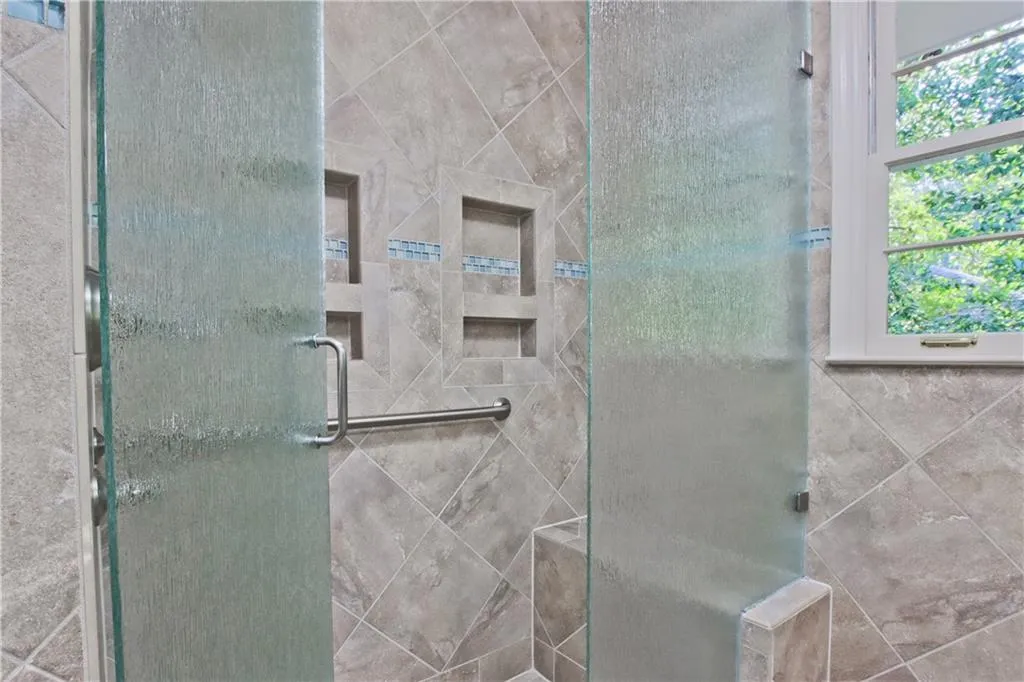 340 Colewood Way, Sandy Springs, Georgia 30328, 4 Bedrooms Bedrooms, ,2 BathroomsBathrooms,Residential,Sold,340 Colewood Way,7120071