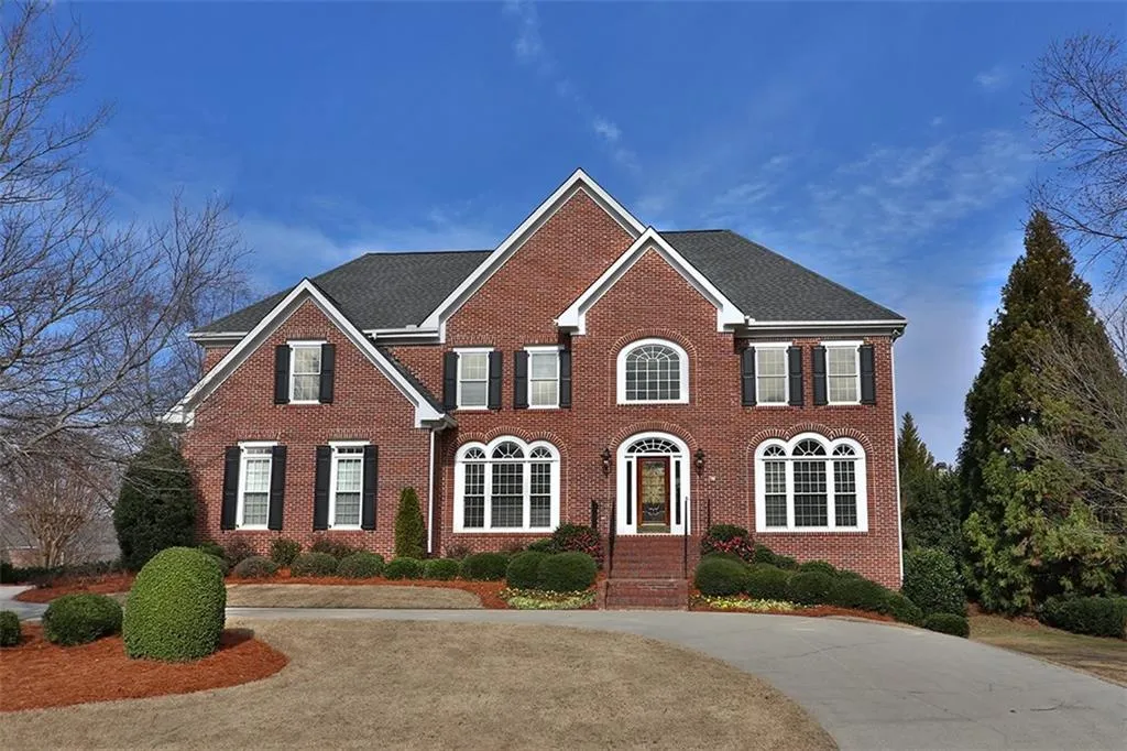 200 Summerhouse Lane, Sandy Springs, Georgia 30350, 5 Bedrooms Bedrooms, ,6 BathroomsBathrooms,Residential,Sold,200 Summerhouse Lane,5792031
