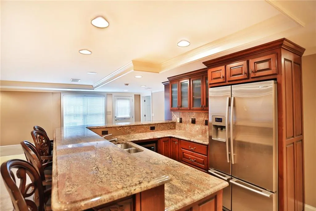 200 Summerhouse Lane, Sandy Springs, Georgia 30350, 5 Bedrooms Bedrooms, ,6 BathroomsBathrooms,Residential,Sold,200 Summerhouse Lane,5792031