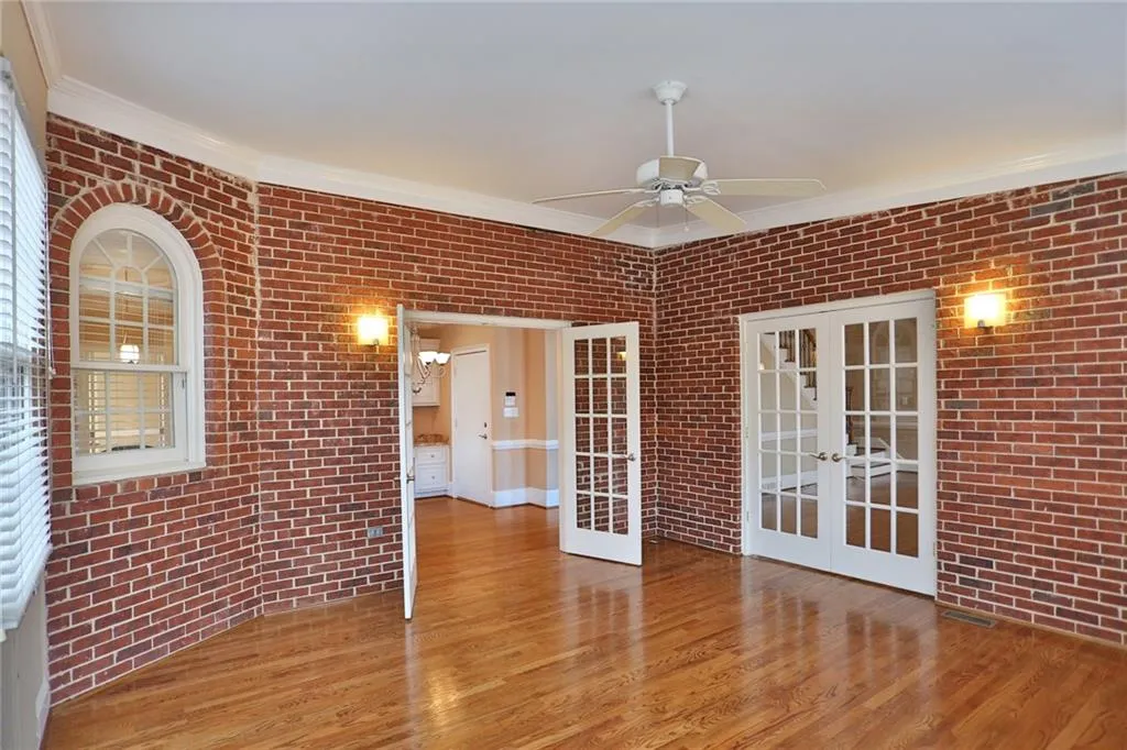 200 Summerhouse Lane, Sandy Springs, Georgia 30350, 5 Bedrooms Bedrooms, ,6 BathroomsBathrooms,Residential,Sold,200 Summerhouse Lane,5792031