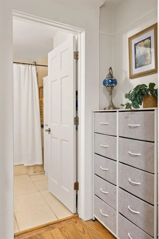 259 14th Street Ne Unit B103, Atlanta, Georgia 30309, 1 Bedroom Bedrooms, ,1 BathroomBathrooms,Residential,For Sale,259 14th Street Ne Unit B103,7670573