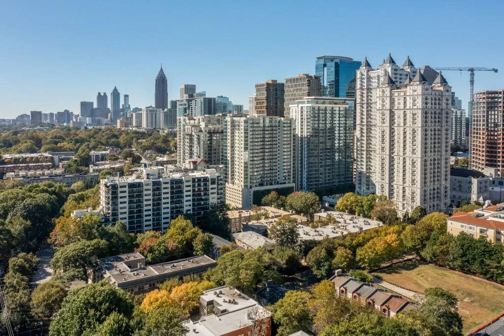 259 14th Street Ne Unit B103, Atlanta, Georgia 30309, 1 Bedroom Bedrooms, ,1 BathroomBathrooms,Residential,For Sale,259 14th Street Ne Unit B103,7670573