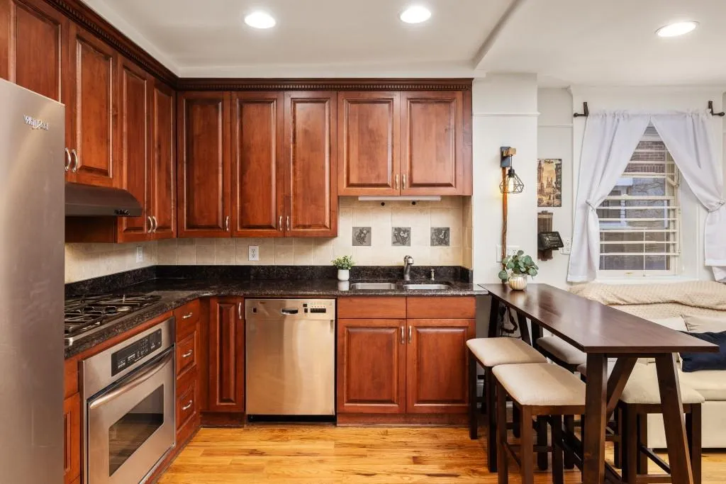 259 14th Street Ne Unit B103, Atlanta, Georgia 30309, 1 Bedroom Bedrooms, ,1 BathroomBathrooms,Residential,For Sale,259 14th Street Ne Unit B103,7670573