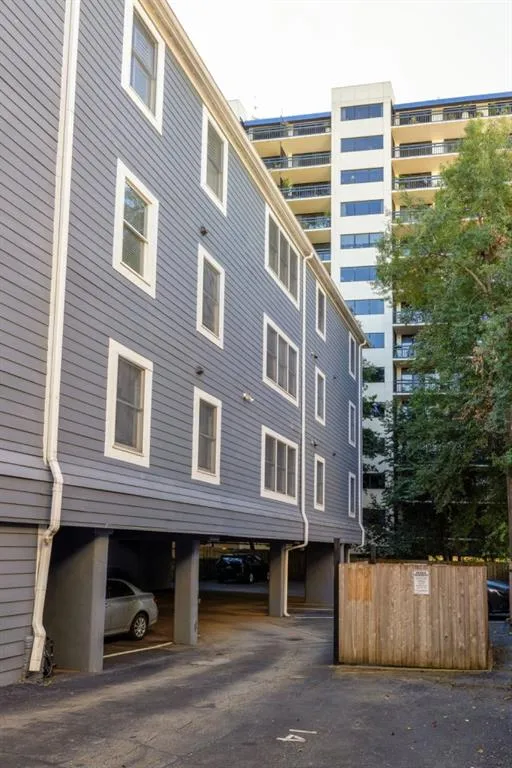 259 14th Street Ne Unit B103, Atlanta, Georgia 30309, 1 Bedroom Bedrooms, ,1 BathroomBathrooms,Residential,For Sale,259 14th Street Ne Unit B103,7670573