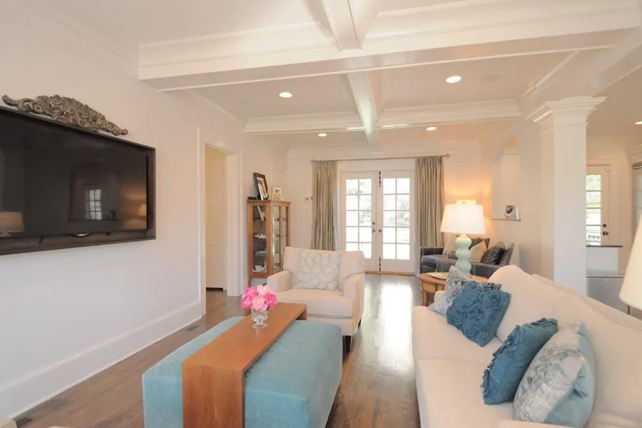 3663 Kingsboro Road, Atlanta, Georgia 30319, 4 Bedrooms Bedrooms, ,3 BathroomsBathrooms,Residential,Sold,3663 Kingsboro Road,5646861