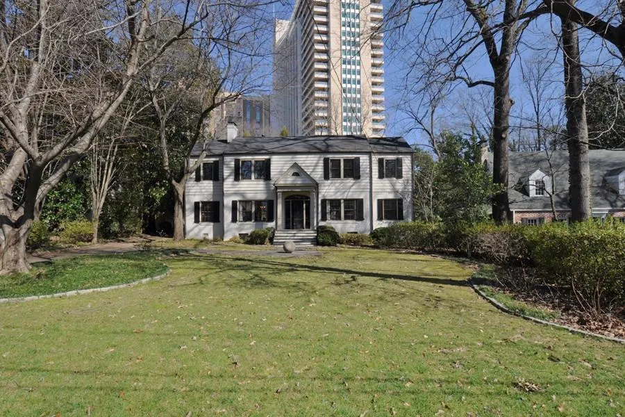3663 Kingsboro Road, Atlanta, Georgia 30319, 4 Bedrooms Bedrooms, ,3 BathroomsBathrooms,Residential,Sold,3663 Kingsboro Road,5646861