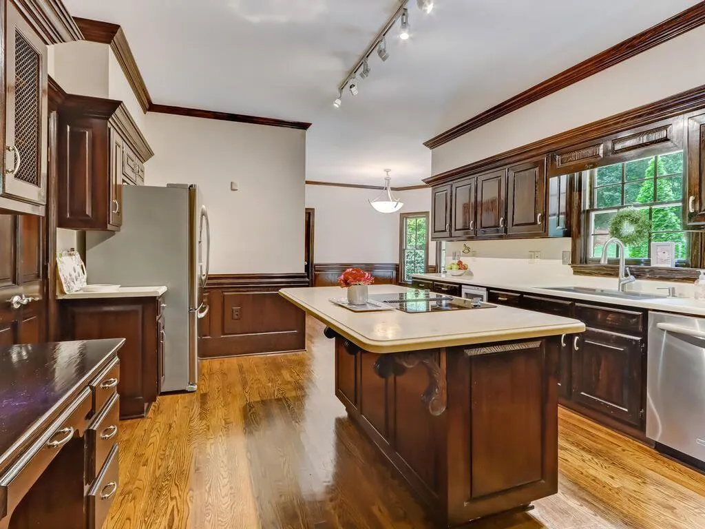 1790 Redbourne Drive, Atlanta, Georgia 30350, 5 Bedrooms Bedrooms, ,4 BathroomsBathrooms,Residential,Sold,1790 Redbourne Drive,6896570