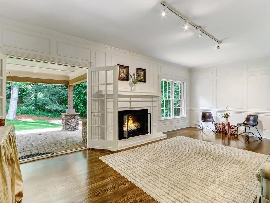 1790 Redbourne Drive, Atlanta, Georgia 30350, 5 Bedrooms Bedrooms, ,4 BathroomsBathrooms,Residential,Sold,1790 Redbourne Drive,6896570