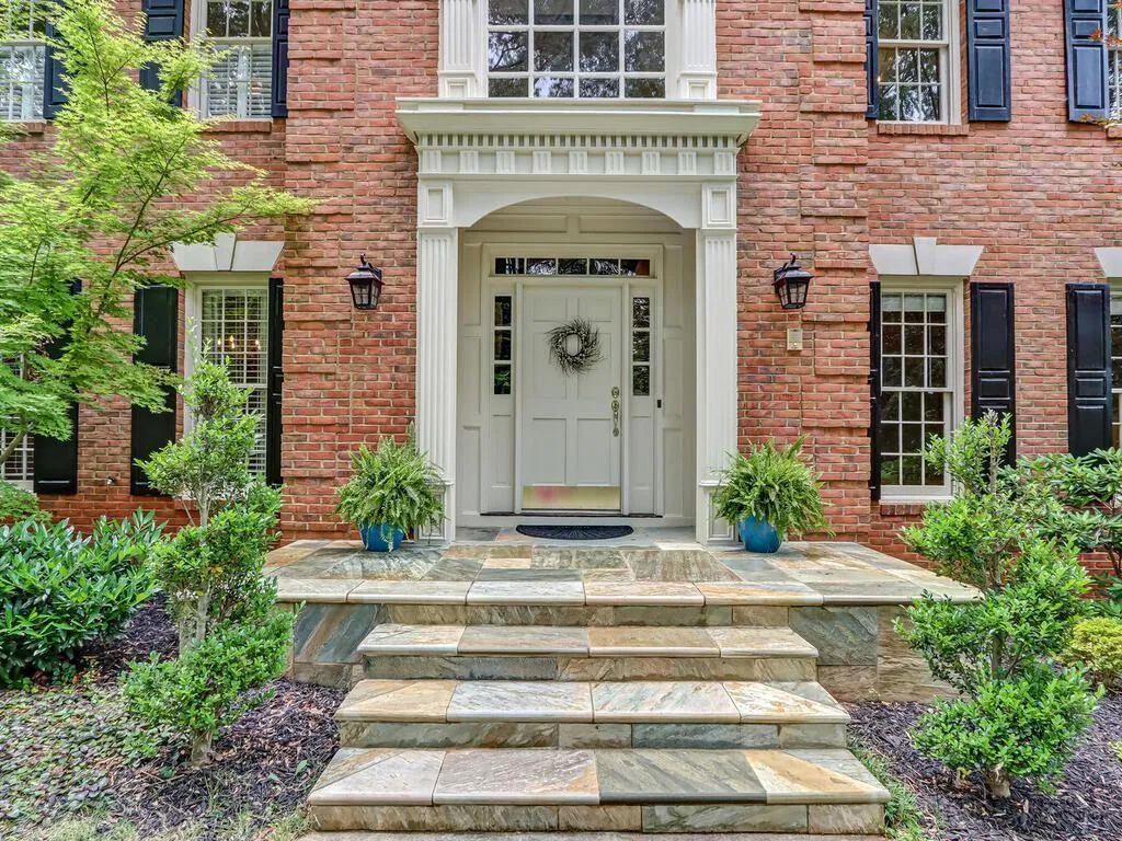 1790 Redbourne Drive, Atlanta, Georgia 30350, 5 Bedrooms Bedrooms, ,4 BathroomsBathrooms,Residential,Sold,1790 Redbourne Drive,6896570