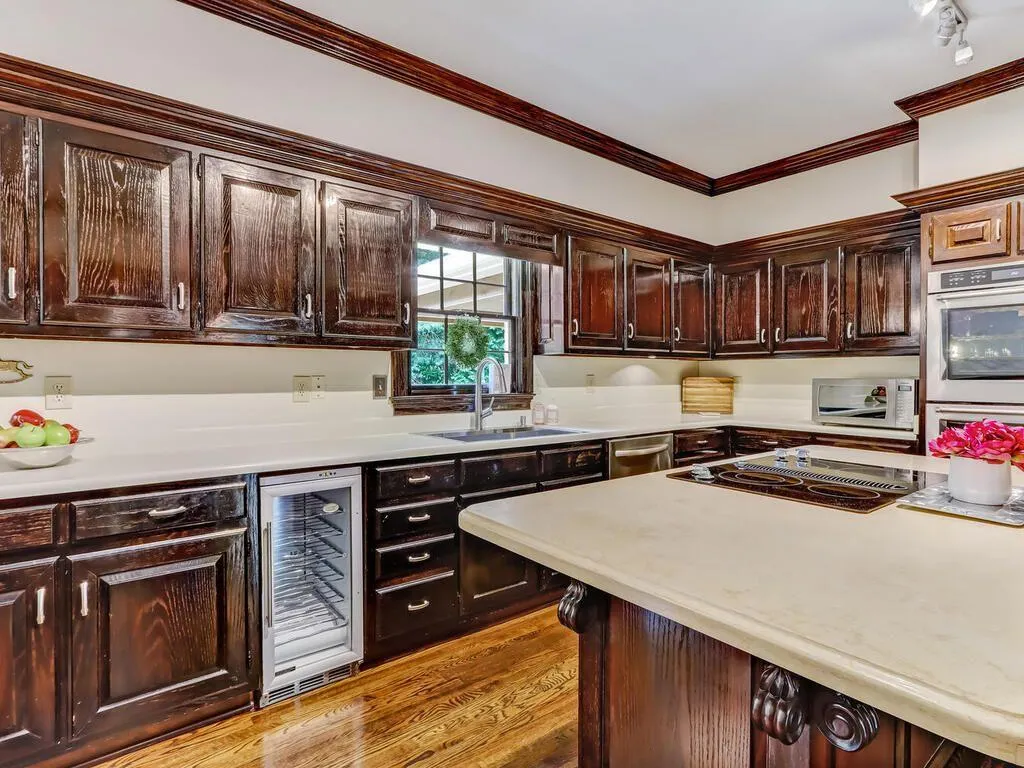 1790 Redbourne Drive, Atlanta, Georgia 30350, 5 Bedrooms Bedrooms, ,4 BathroomsBathrooms,Residential,Sold,1790 Redbourne Drive,6896570