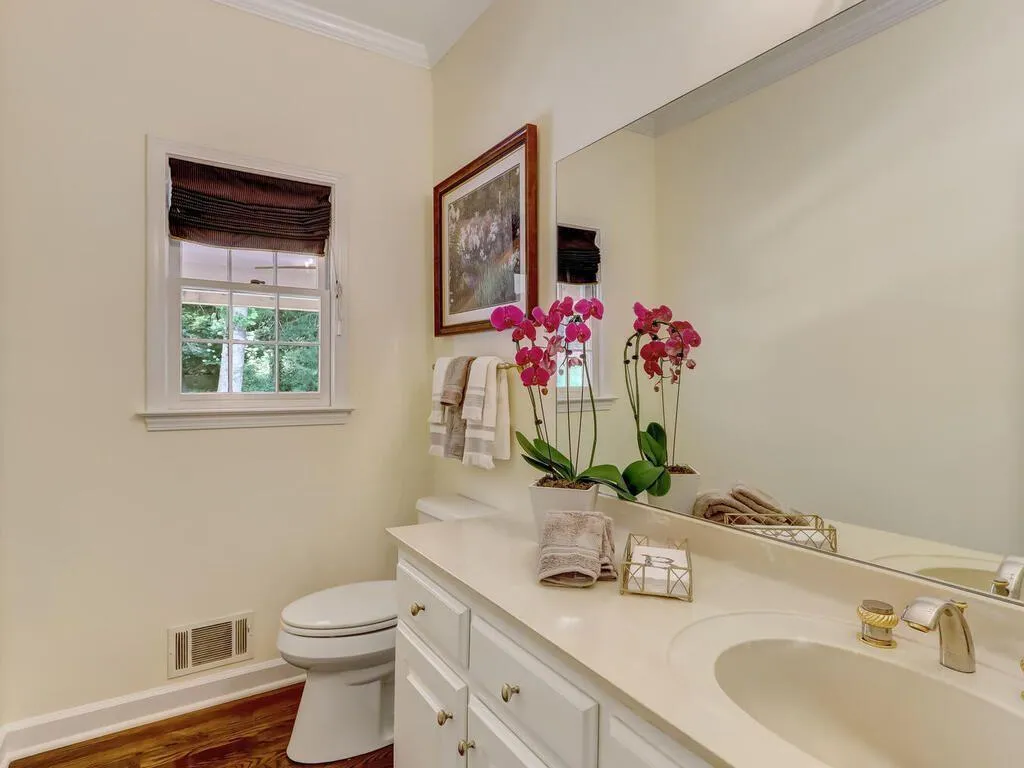 1790 Redbourne Drive, Atlanta, Georgia 30350, 5 Bedrooms Bedrooms, ,4 BathroomsBathrooms,Residential,Sold,1790 Redbourne Drive,6896570