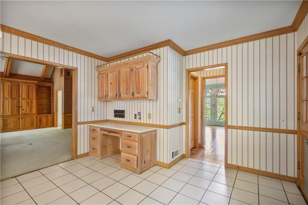 7700 Dunvegan Close, Atlanta, Georgia 30350, 4 Bedrooms Bedrooms, ,3 BathroomsBathrooms,Residential,Sold,7700 Dunvegan Close,7558651