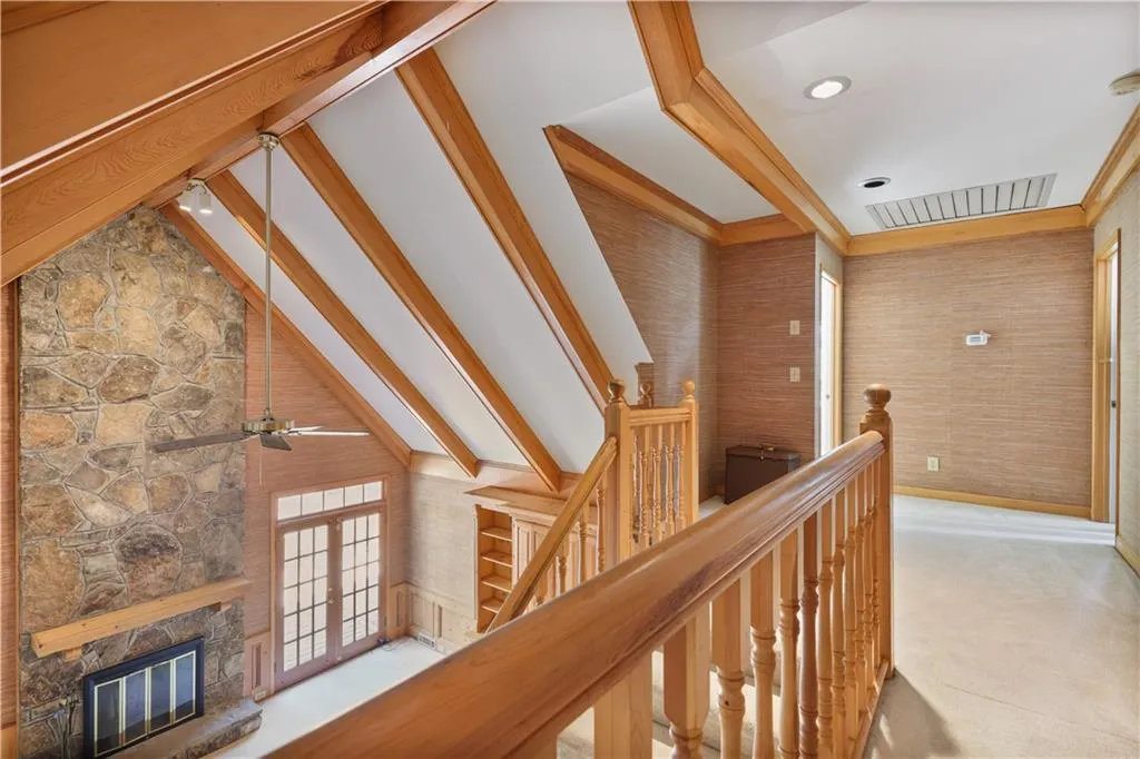 7700 Dunvegan Close, Atlanta, Georgia 30350, 4 Bedrooms Bedrooms, ,3 BathroomsBathrooms,Residential,Sold,7700 Dunvegan Close,7558651