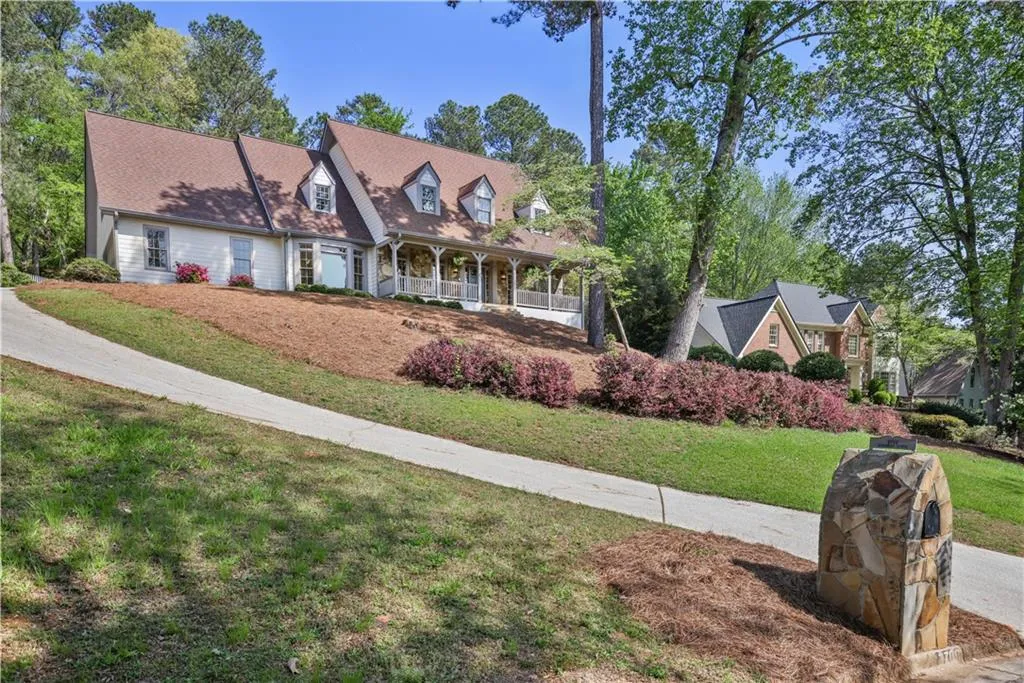 7700 Dunvegan Close, Atlanta, Georgia 30350, 4 Bedrooms Bedrooms, ,3 BathroomsBathrooms,Residential,Sold,7700 Dunvegan Close,7558651