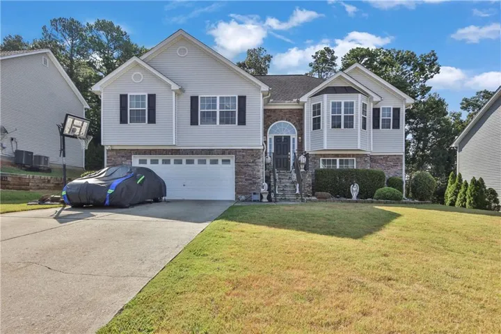 869 Martin Forest Court, Lawrenceville, Georgia 30045