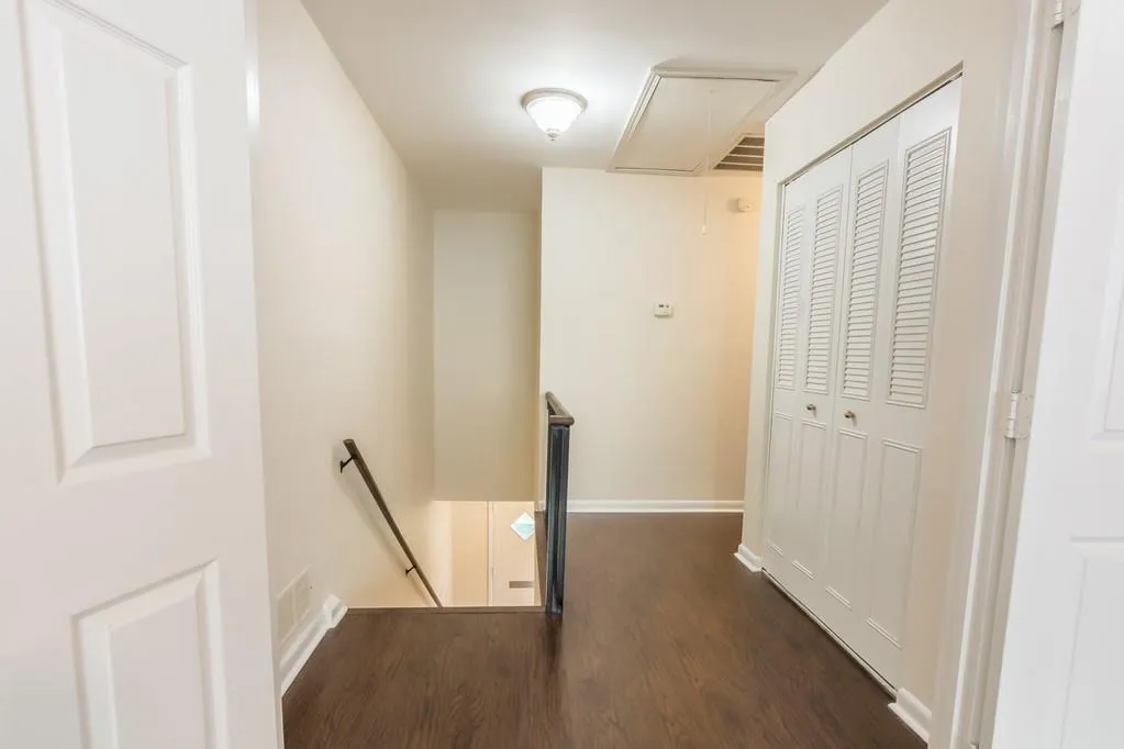 7114 Stonington Drive Ne, Sandy Springs, Georgia 30328, 3 Bedrooms Bedrooms, ,2 BathroomsBathrooms,Residential,Sold,7114 Stonington Drive Ne,6509231