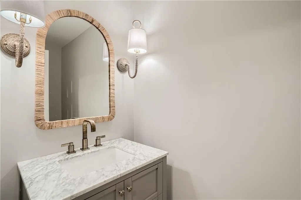 6240 Rivercliffe Drive, Sandy Springs, Georgia 30328, 5 Bedrooms Bedrooms, ,4 BathroomsBathrooms,Residential,Sold,6240 Rivercliffe Drive,7121873